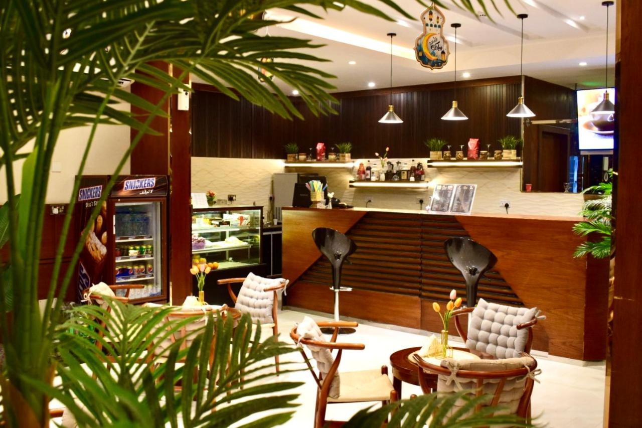 Aral Hotel Apartments Tabūk Eksteriør bilde