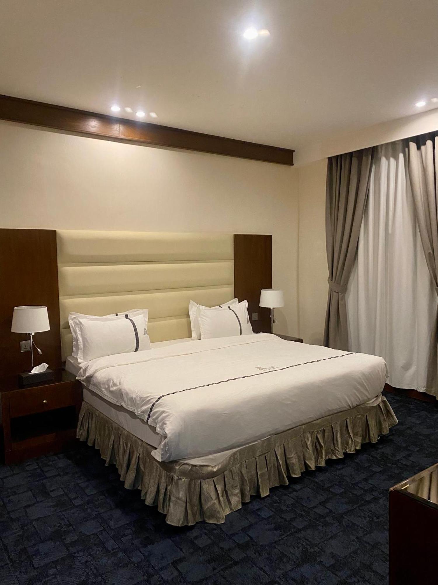 Aral Hotel Apartments Tabūk Eksteriør bilde
