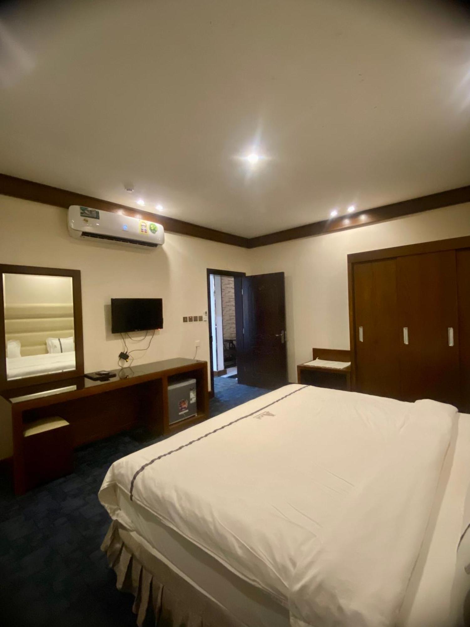 Aral Hotel Apartments Tabūk Eksteriør bilde