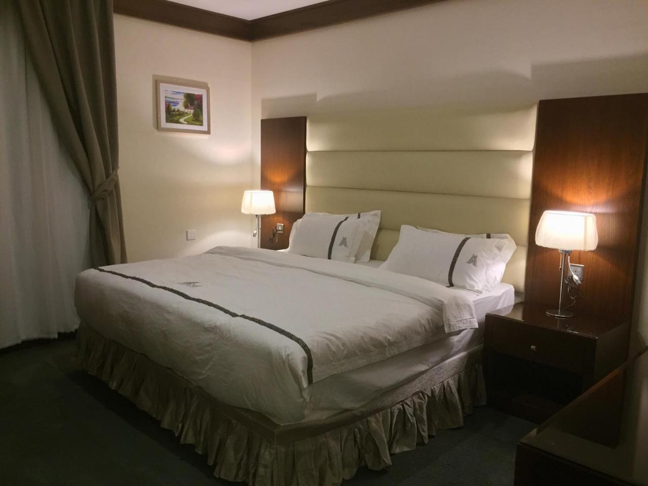 Aral Hotel Apartments Tabūk Eksteriør bilde